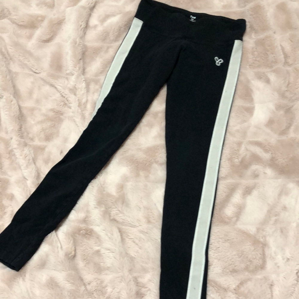 TNA leggings